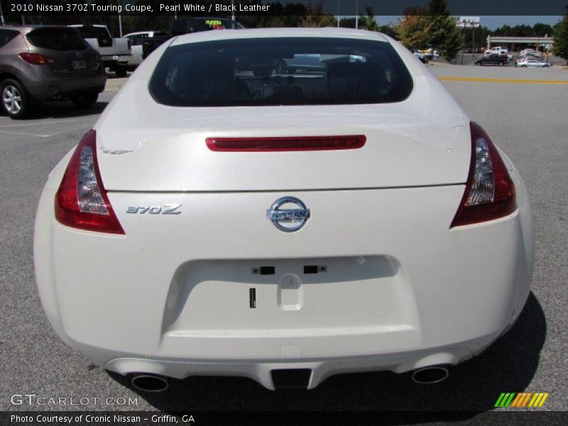 Pearl White / Black Leather 2010 Nissan 370Z Touring Coupe