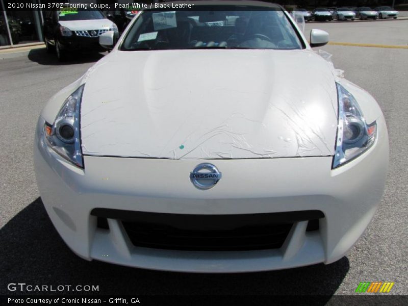 Pearl White / Black Leather 2010 Nissan 370Z Touring Coupe