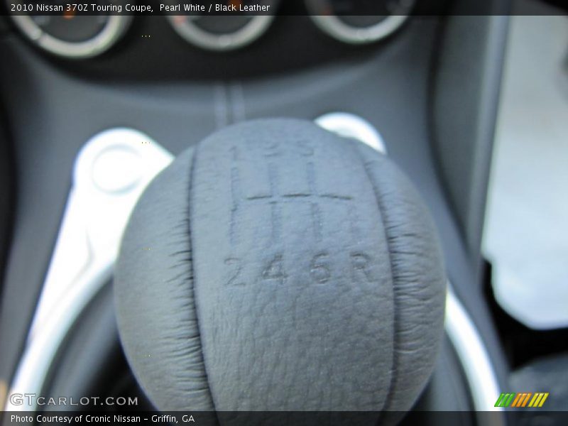 Pearl White / Black Leather 2010 Nissan 370Z Touring Coupe