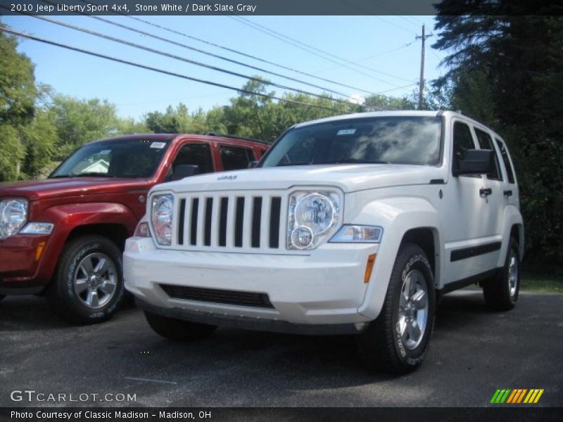 Stone White / Dark Slate Gray 2010 Jeep Liberty Sport 4x4