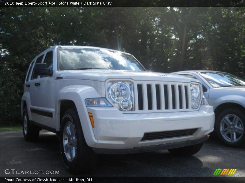 Stone White / Dark Slate Gray 2010 Jeep Liberty Sport 4x4