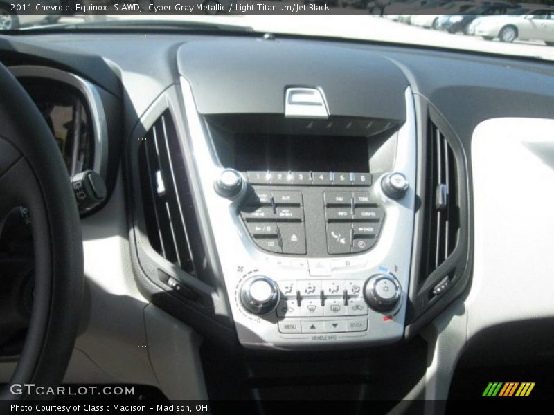 Cyber Gray Metallic / Light Titanium/Jet Black 2011 Chevrolet Equinox LS AWD
