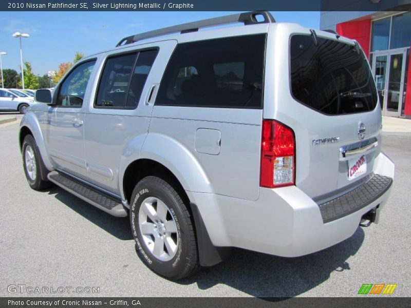 Silver Lightning Metallic / Graphite 2010 Nissan Pathfinder SE