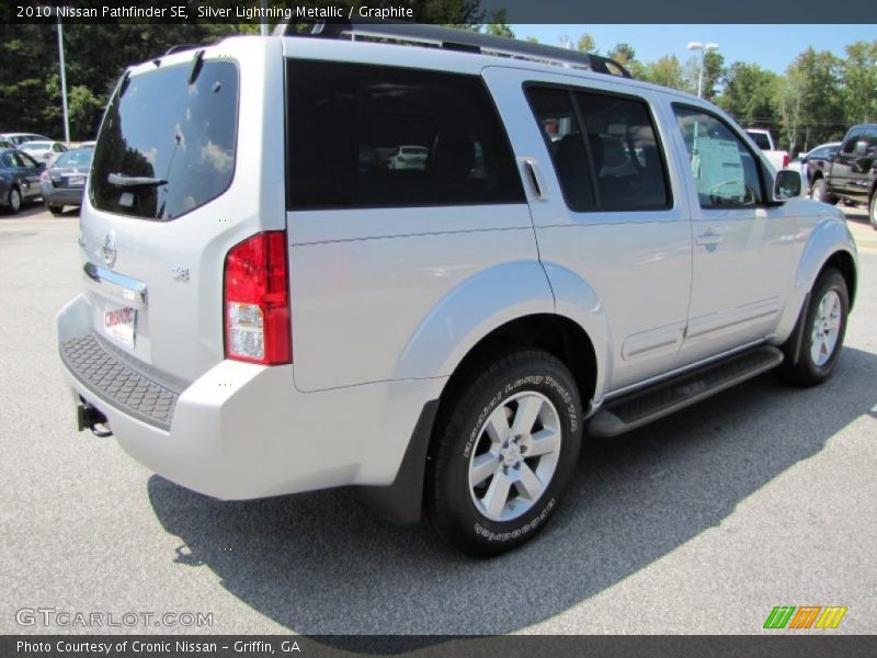 Silver Lightning Metallic / Graphite 2010 Nissan Pathfinder SE