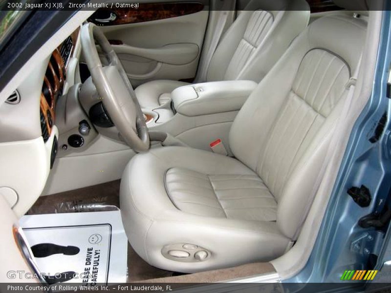Zircon Metallic / Oatmeal 2002 Jaguar XJ XJ8