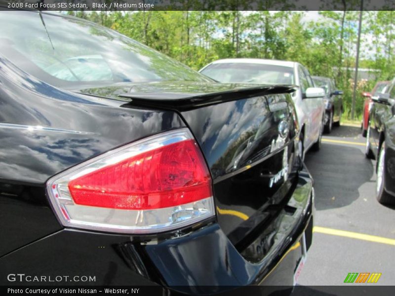 Black / Medium Stone 2008 Ford Focus SES Sedan