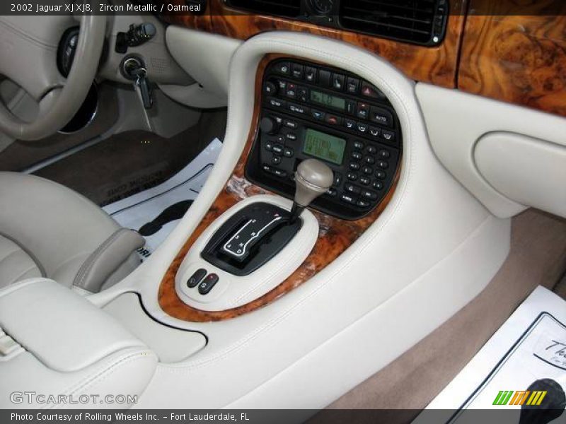 Zircon Metallic / Oatmeal 2002 Jaguar XJ XJ8