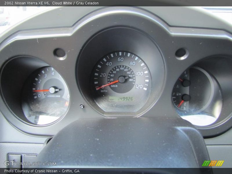 Cloud White / Gray Celadon 2002 Nissan Xterra XE V6