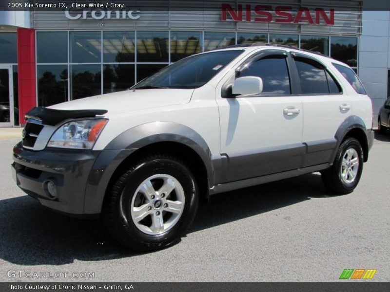 Clear White / Gray 2005 Kia Sorento EX