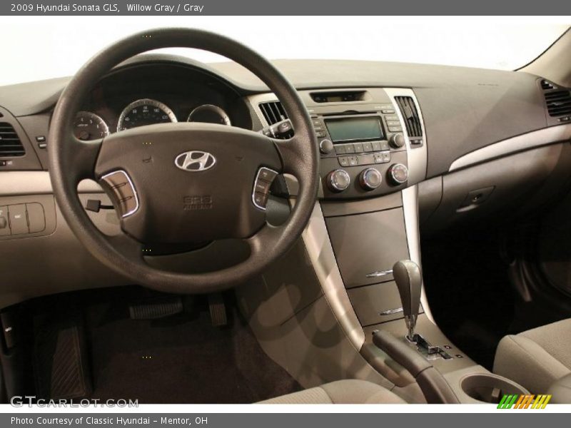 Willow Gray / Gray 2009 Hyundai Sonata GLS