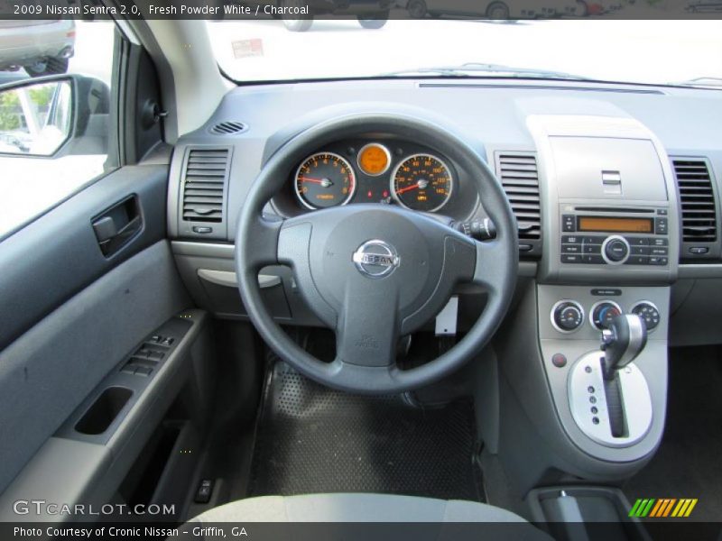 Fresh Powder White / Charcoal 2009 Nissan Sentra 2.0