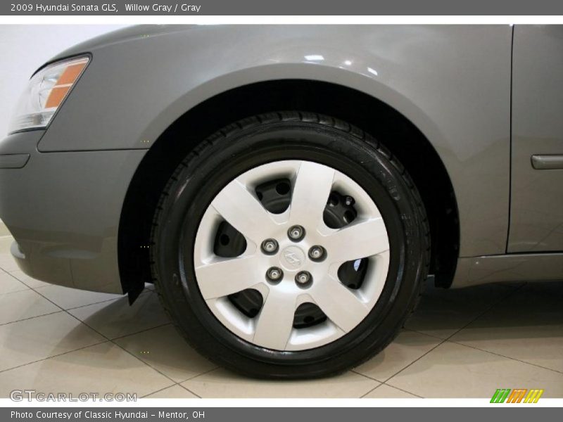 Willow Gray / Gray 2009 Hyundai Sonata GLS
