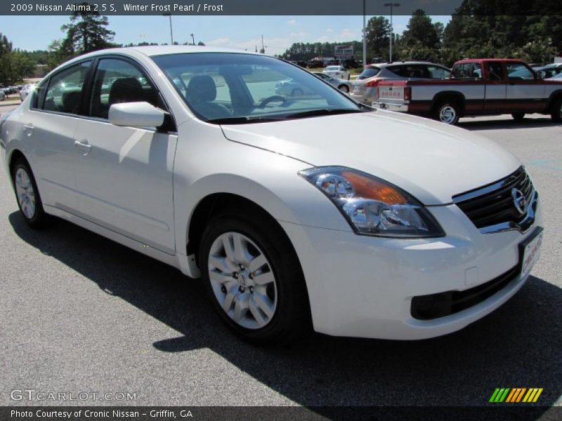 Winter Frost Pearl / Frost 2009 Nissan Altima 2.5 S