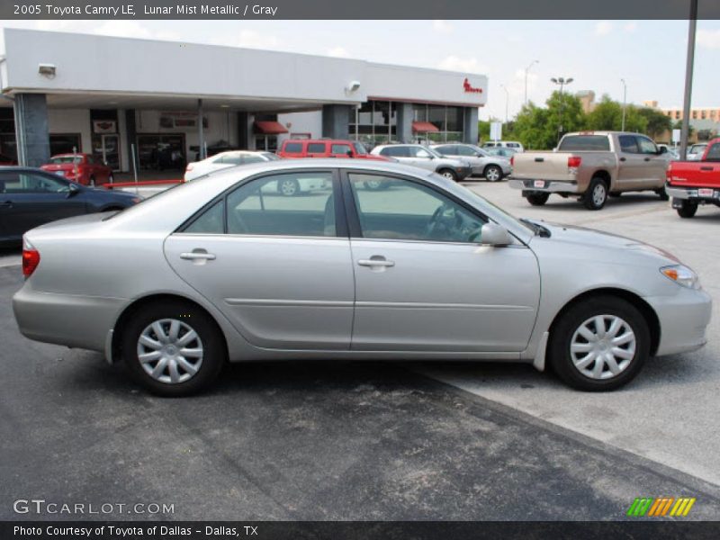 Lunar Mist Metallic / Gray 2005 Toyota Camry LE