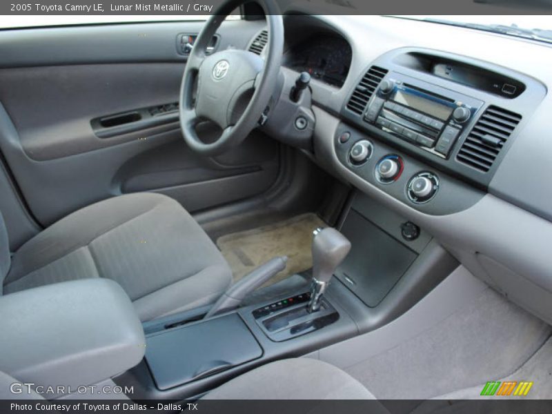 Lunar Mist Metallic / Gray 2005 Toyota Camry LE