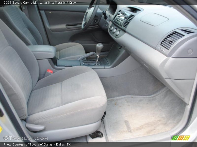 Lunar Mist Metallic / Gray 2005 Toyota Camry LE
