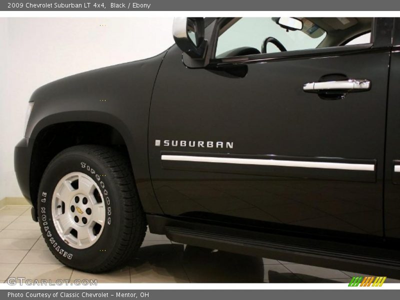 Black / Ebony 2009 Chevrolet Suburban LT 4x4