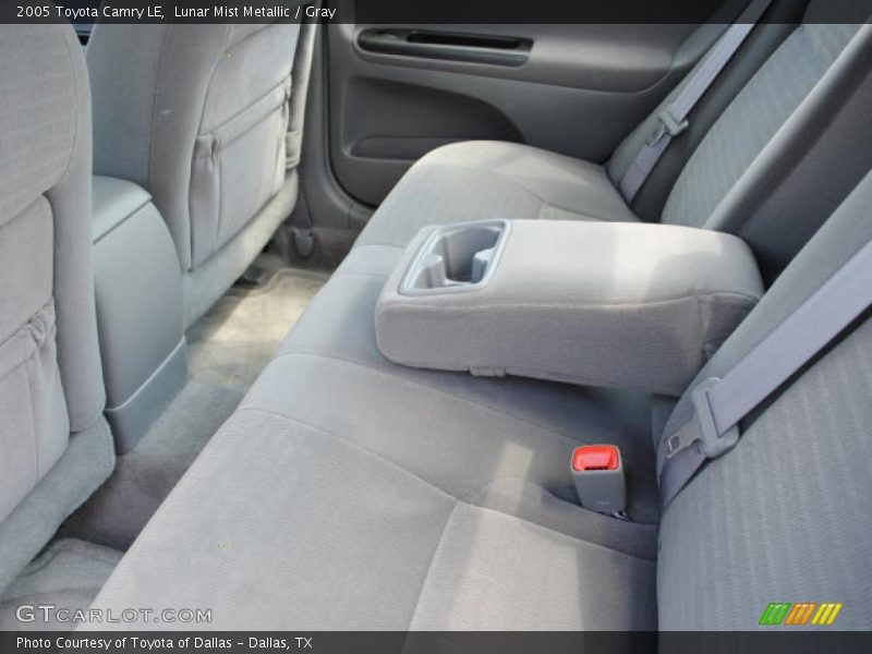 Lunar Mist Metallic / Gray 2005 Toyota Camry LE