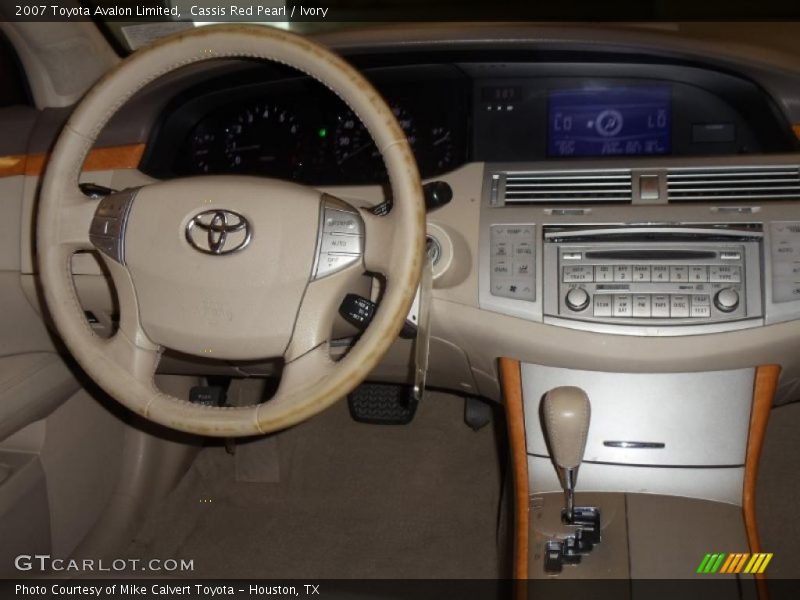 Cassis Red Pearl / Ivory 2007 Toyota Avalon Limited