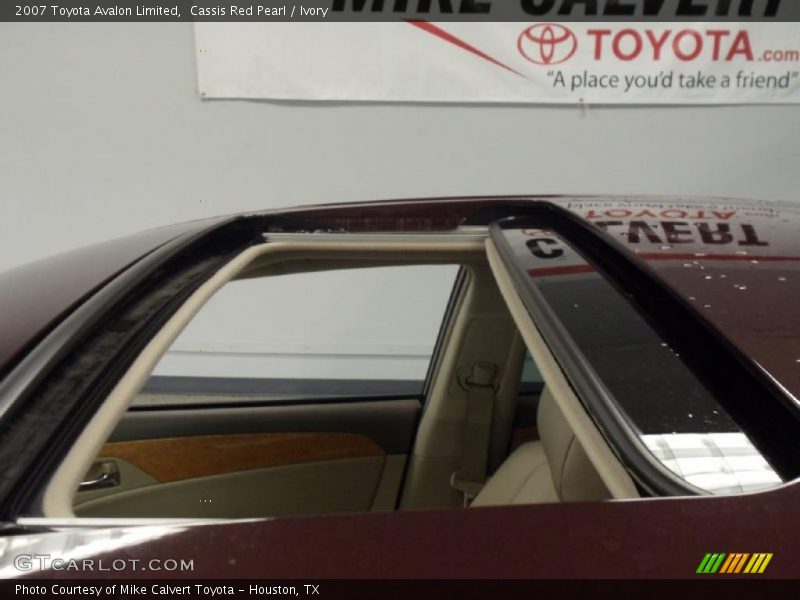 Cassis Red Pearl / Ivory 2007 Toyota Avalon Limited