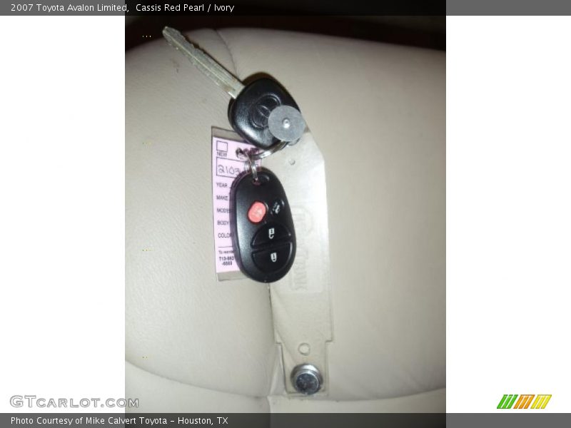 Cassis Red Pearl / Ivory 2007 Toyota Avalon Limited