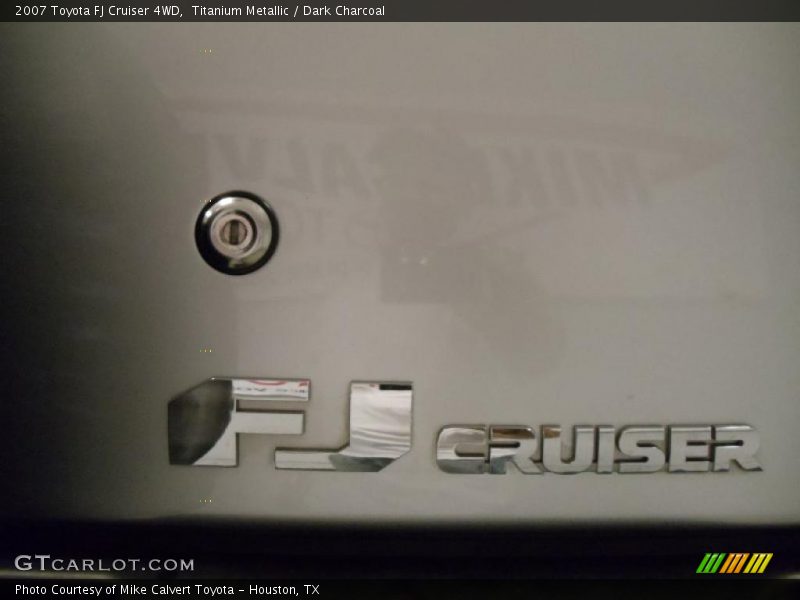Titanium Metallic / Dark Charcoal 2007 Toyota FJ Cruiser 4WD