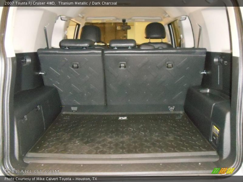 Titanium Metallic / Dark Charcoal 2007 Toyota FJ Cruiser 4WD