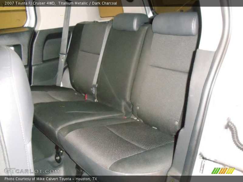 Titanium Metallic / Dark Charcoal 2007 Toyota FJ Cruiser 4WD