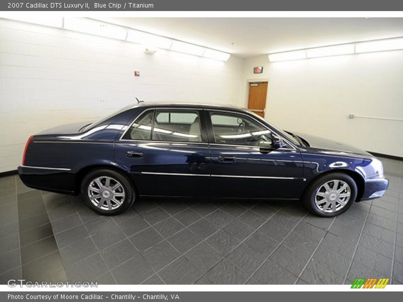 Blue Chip / Titanium 2007 Cadillac DTS Luxury II