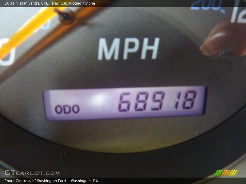 Iced Cappuccino / Stone 2001 Nissan Sentra GXE