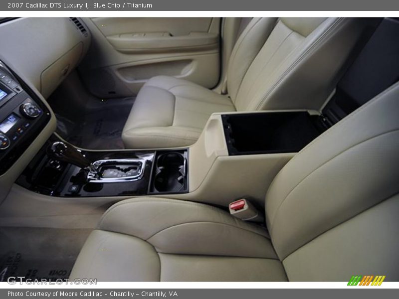 Blue Chip / Titanium 2007 Cadillac DTS Luxury II