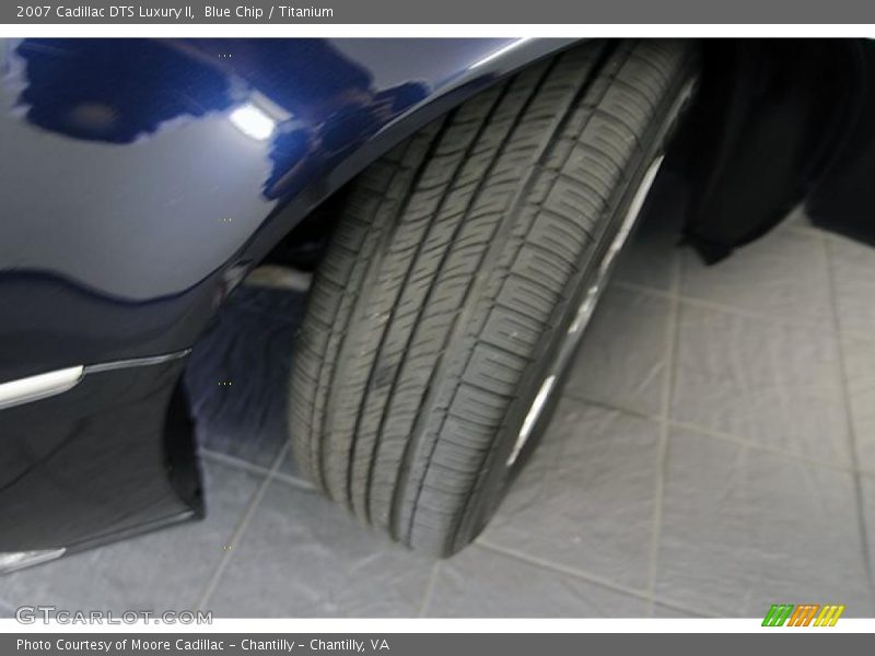 Blue Chip / Titanium 2007 Cadillac DTS Luxury II