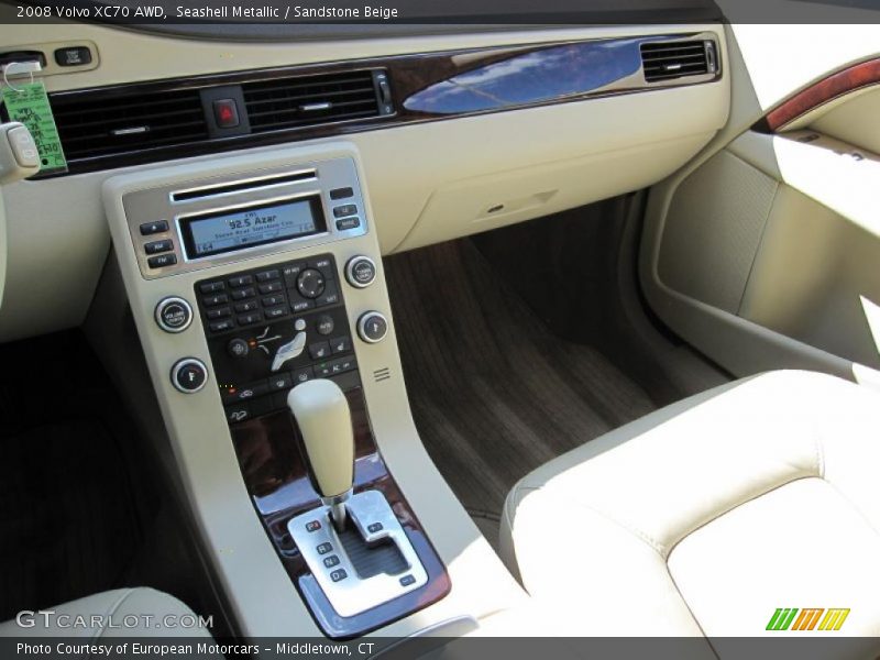 Seashell Metallic / Sandstone Beige 2008 Volvo XC70 AWD