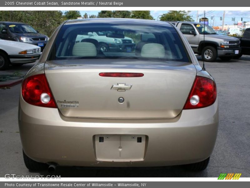 Sandstone Metallic / Neutral Beige 2005 Chevrolet Cobalt Sedan