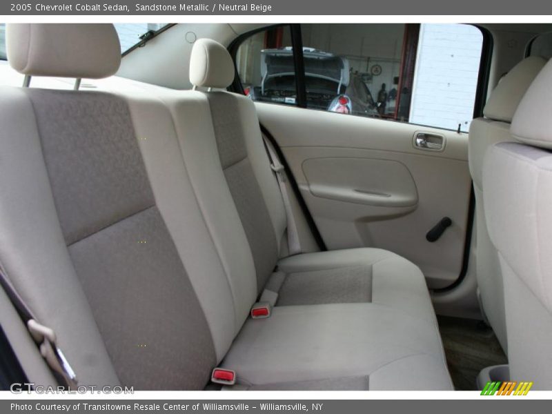 Sandstone Metallic / Neutral Beige 2005 Chevrolet Cobalt Sedan