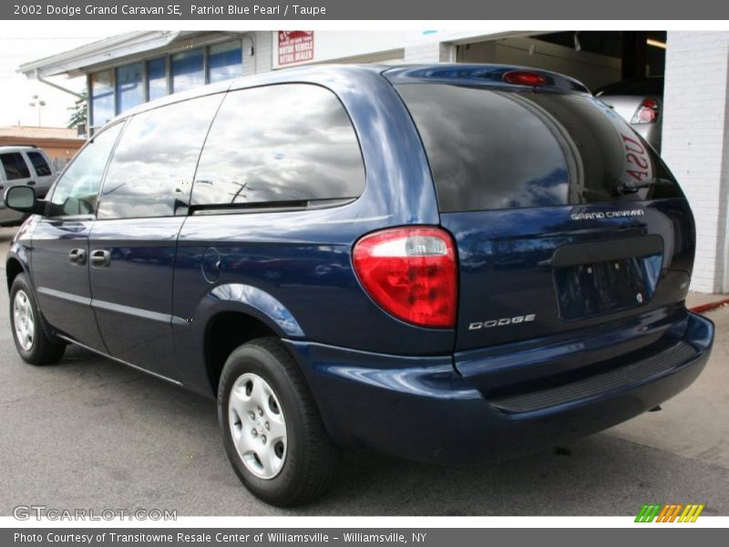 Patriot Blue Pearl / Taupe 2002 Dodge Grand Caravan SE