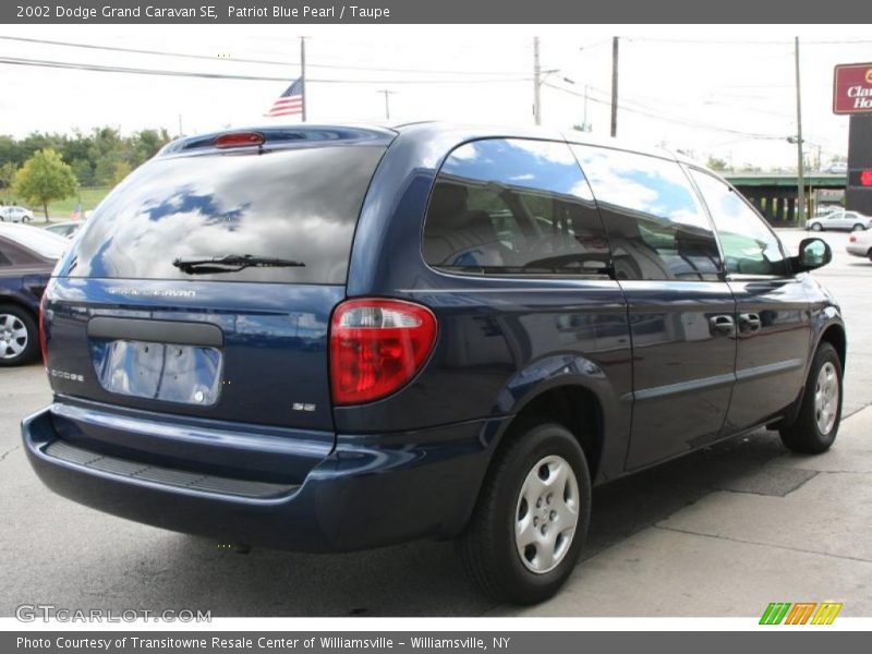 Patriot Blue Pearl / Taupe 2002 Dodge Grand Caravan SE