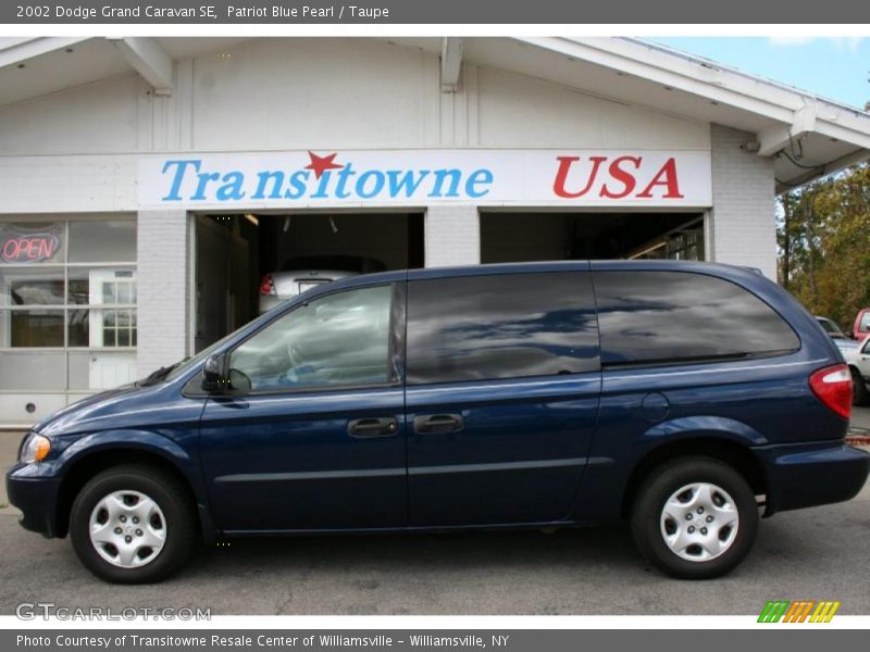 Patriot Blue Pearl / Taupe 2002 Dodge Grand Caravan SE