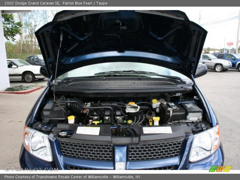 Patriot Blue Pearl / Taupe 2002 Dodge Grand Caravan SE