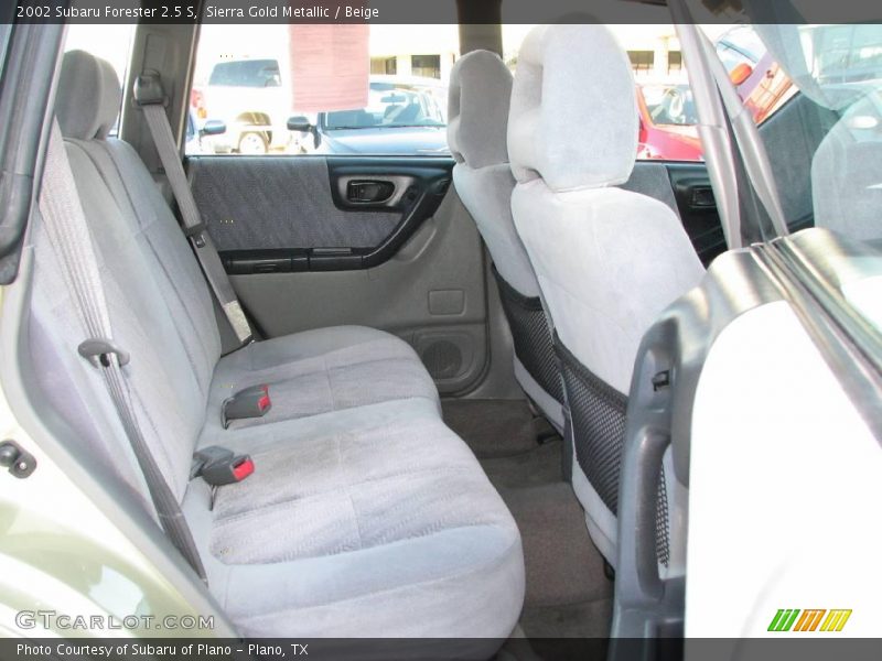 Sierra Gold Metallic / Beige 2002 Subaru Forester 2.5 S