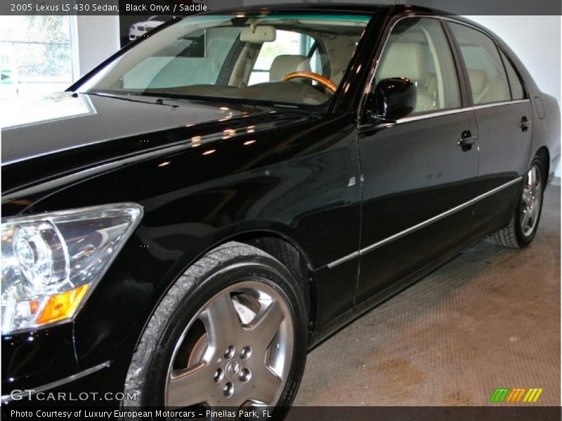 Black Onyx / Saddle 2005 Lexus LS 430 Sedan