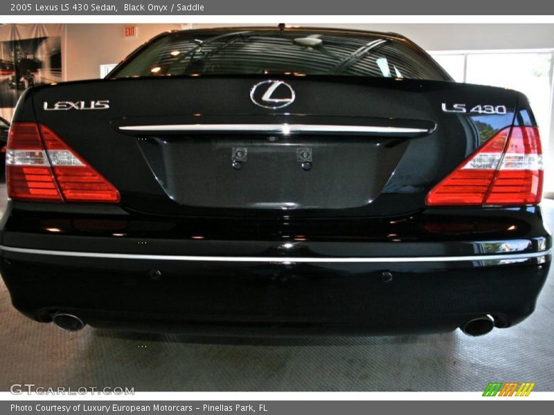 Black Onyx / Saddle 2005 Lexus LS 430 Sedan