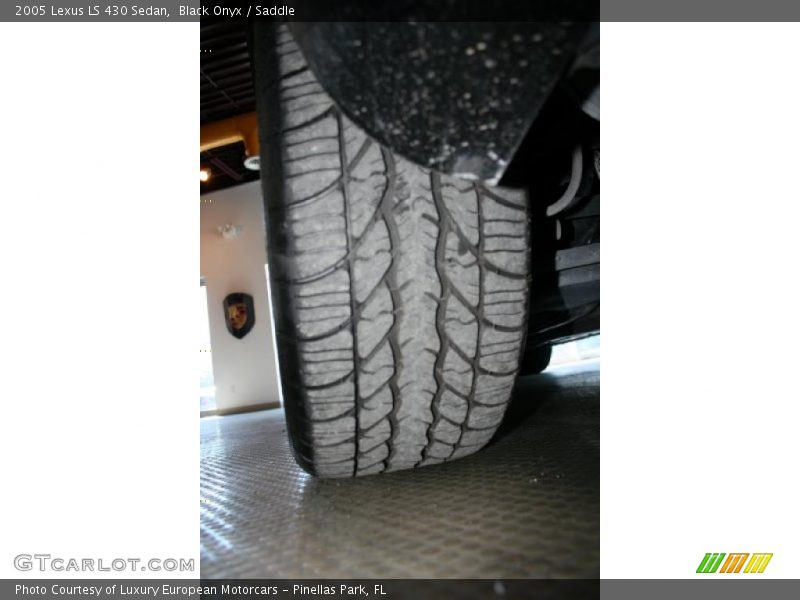 Black Onyx / Saddle 2005 Lexus LS 430 Sedan