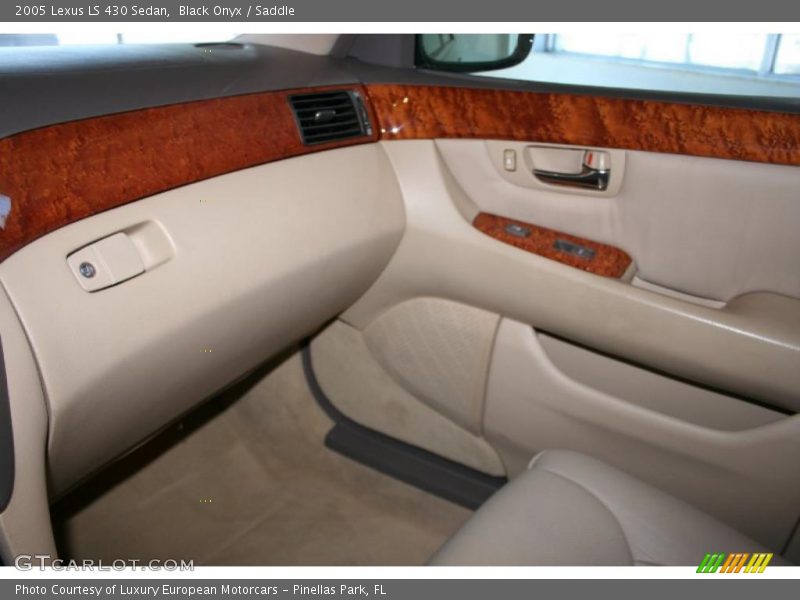 Black Onyx / Saddle 2005 Lexus LS 430 Sedan
