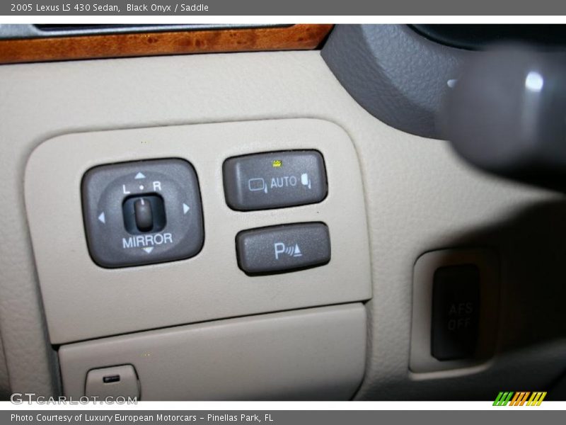Black Onyx / Saddle 2005 Lexus LS 430 Sedan