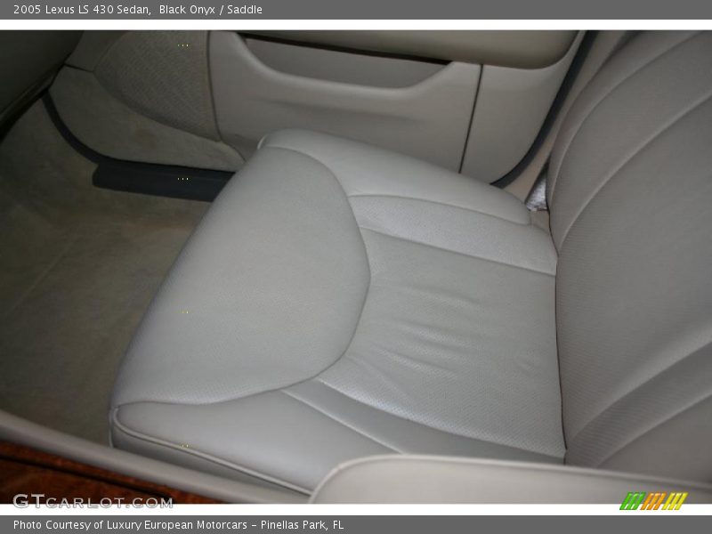 Black Onyx / Saddle 2005 Lexus LS 430 Sedan