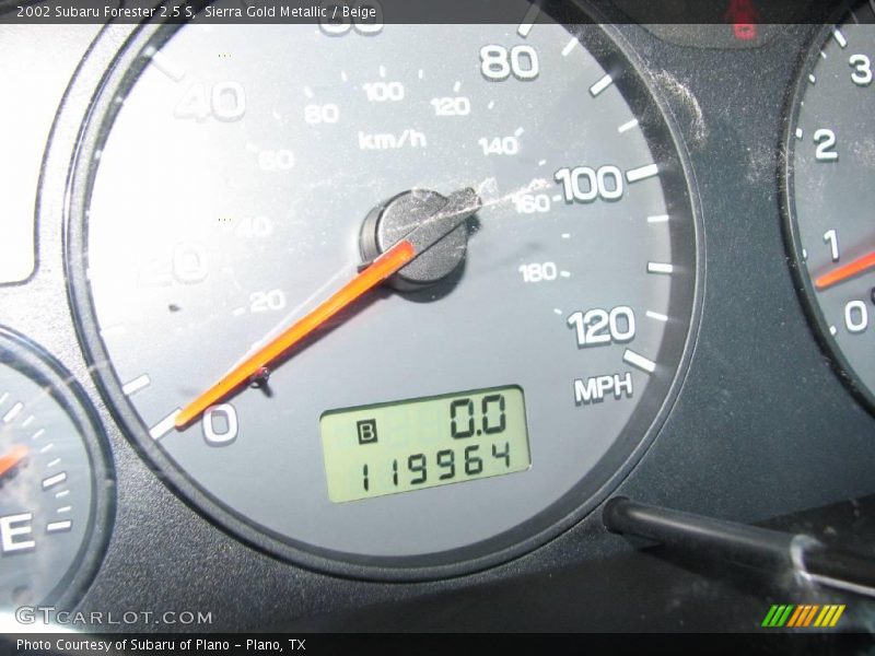 Sierra Gold Metallic / Beige 2002 Subaru Forester 2.5 S