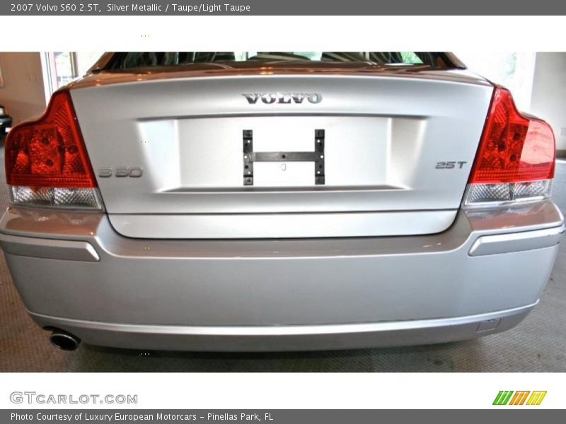 Silver Metallic / Taupe/Light Taupe 2007 Volvo S60 2.5T