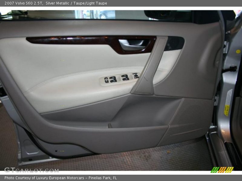 Silver Metallic / Taupe/Light Taupe 2007 Volvo S60 2.5T