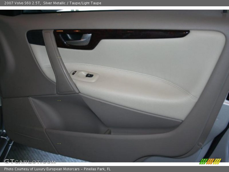 Silver Metallic / Taupe/Light Taupe 2007 Volvo S60 2.5T